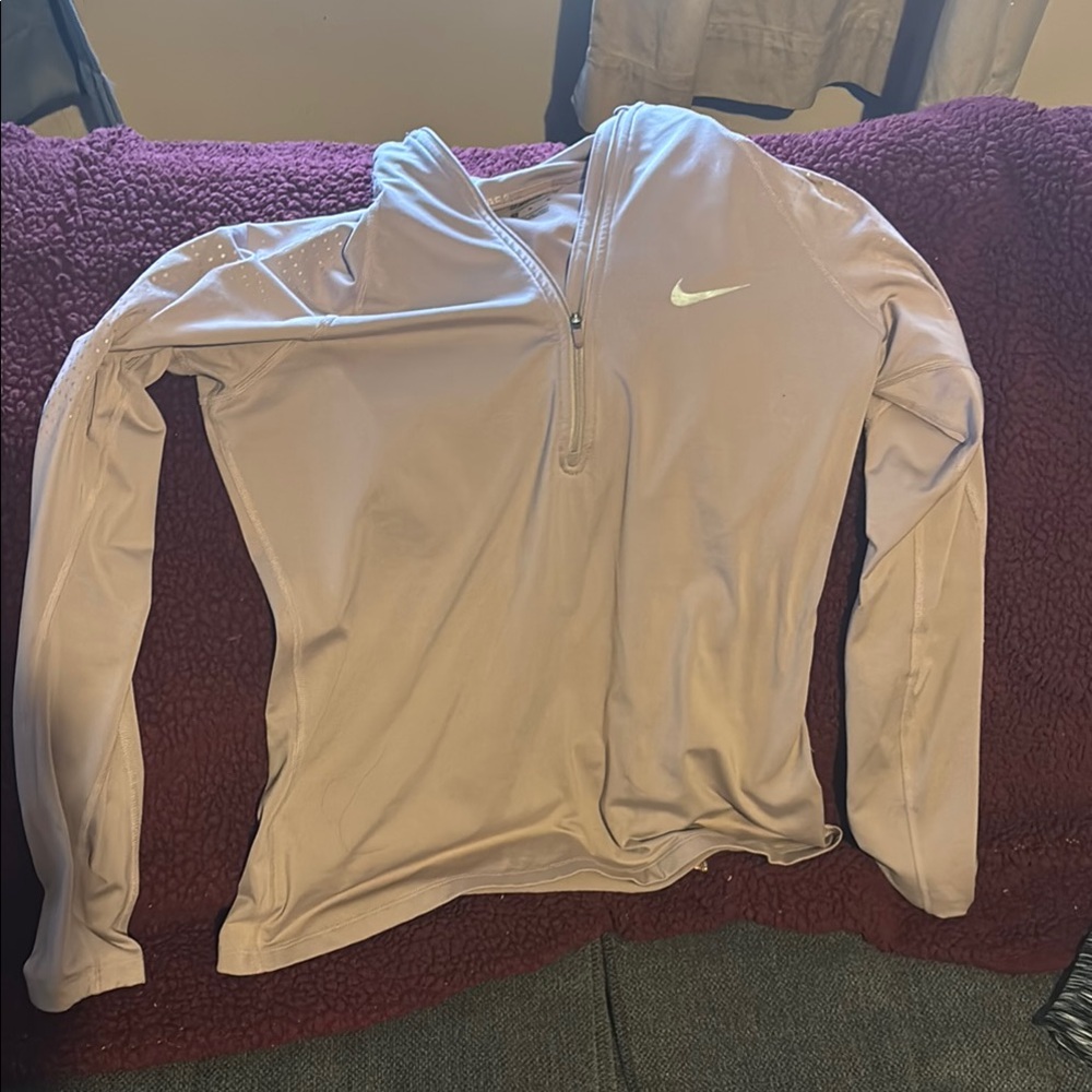 Nike Dri-FIT Lavendar Pullover